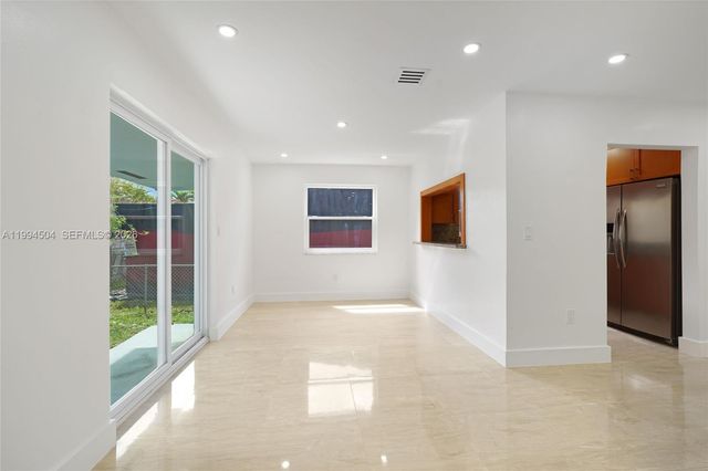 1239 SW 22nd Ave, Miami, FL 33135