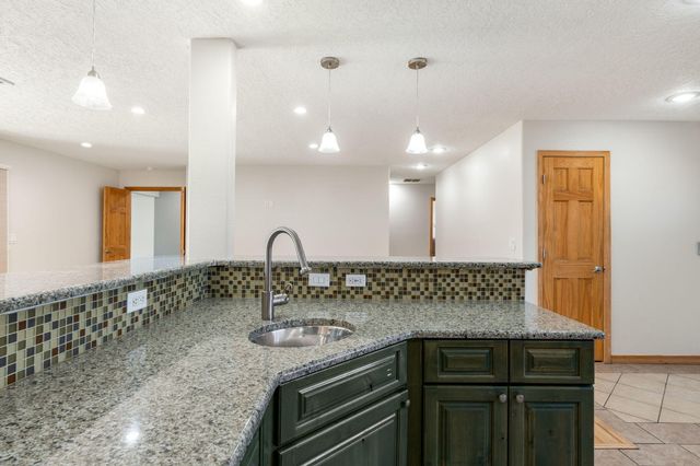 7121 Lisa Court NE, Albuquerque, NM 87110