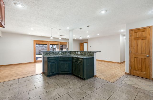 7121 Lisa Court NE, Albuquerque, NM 87110