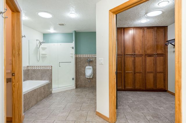 7121 Lisa Court NE, Albuquerque, NM 87110