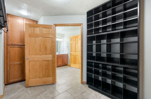 7121 Lisa Court NE, Albuquerque, NM 87110