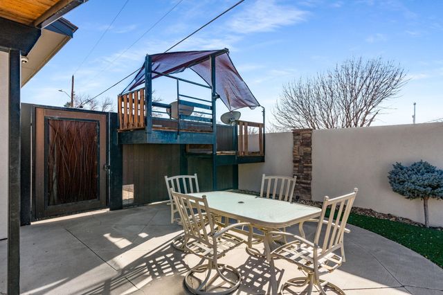 7121 Lisa Court NE, Albuquerque, NM 87110