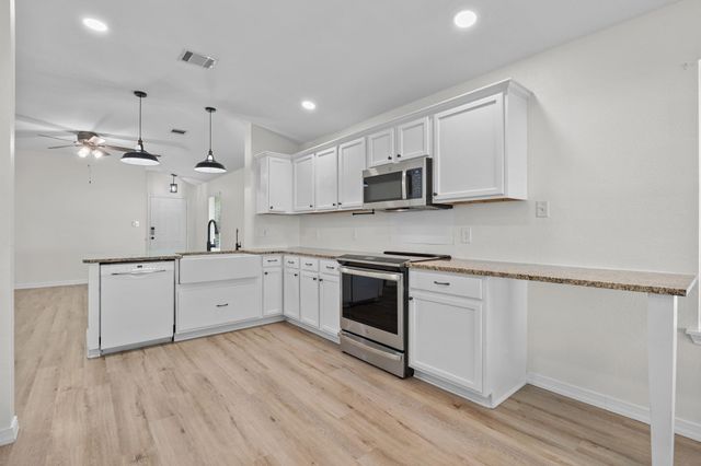 2418 Socorro BND, Leander, TX 78641