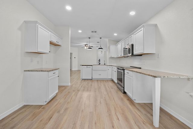 2418 Socorro BND, Leander, TX 78641