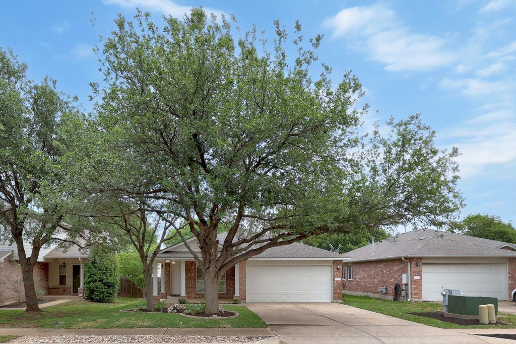 2418 Socorro BND, Leander, TX 78641