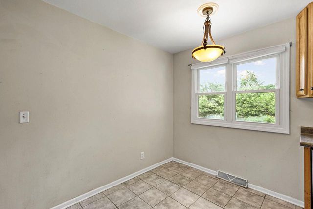 1417 Wyoming Way, Madison, WI 53704