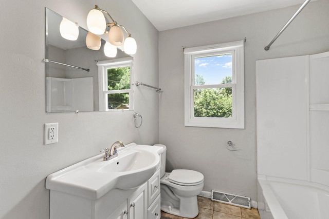 1417 Wyoming Way, Madison, WI 53704