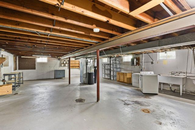 1417 Wyoming Way, Madison, WI 53704