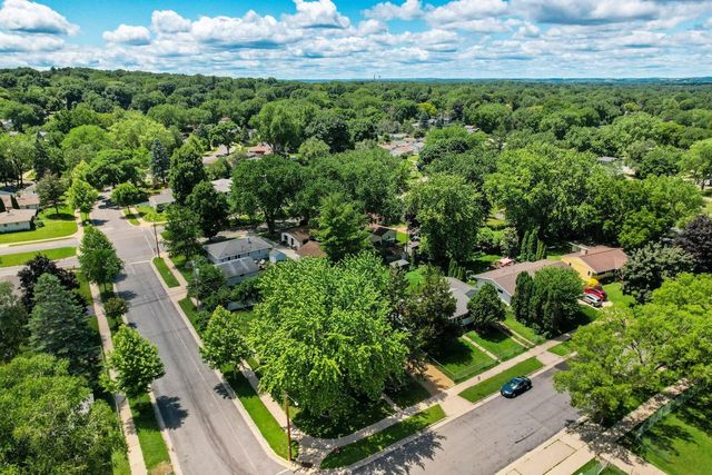 1417 Wyoming Way, Madison, WI 53704