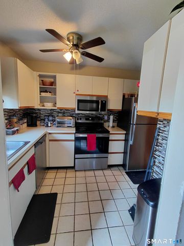 827 Oronoke Road 6-6, Waterbury, CT 06708