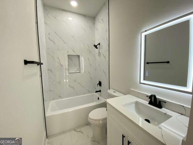 3210 Centerville Rosebud Road, Snellville, GA 30039