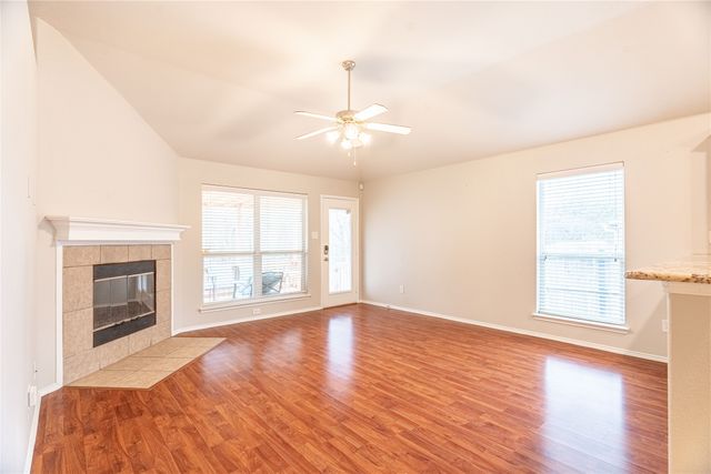 801 Deedee Creek Drive, Euless, TX 76040