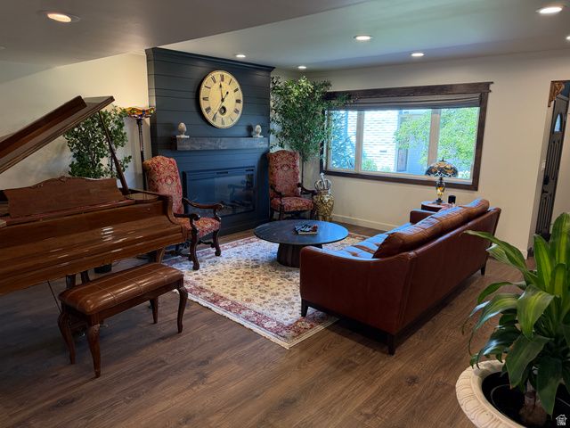 4867 S 1690 E, Holladay, UT 84117