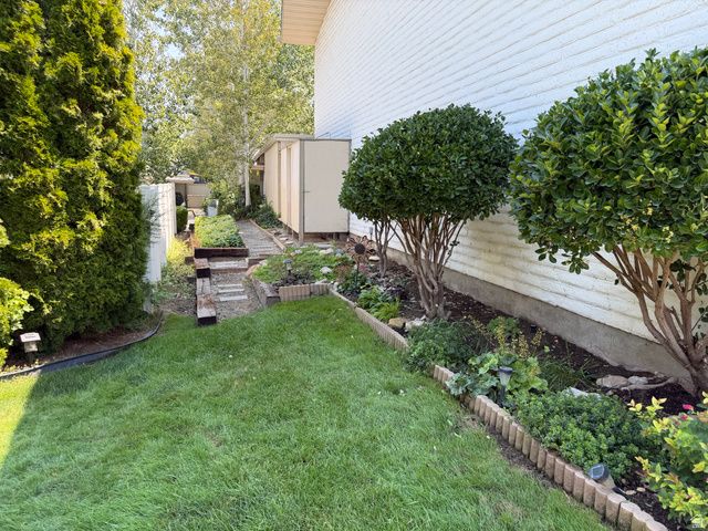 4867 S 1690 E, Holladay, UT 84117