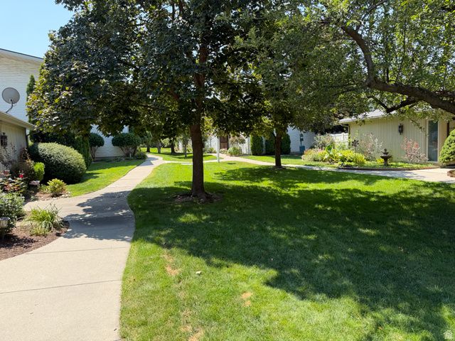 4867 S 1690 E, Holladay, UT 84117