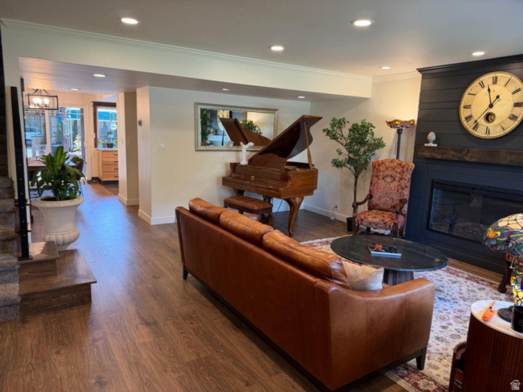 4867 S 1690 E, Holladay, UT 84117