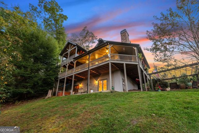 709 Laurel Creek Trail, Blue Ridge, GA 30513