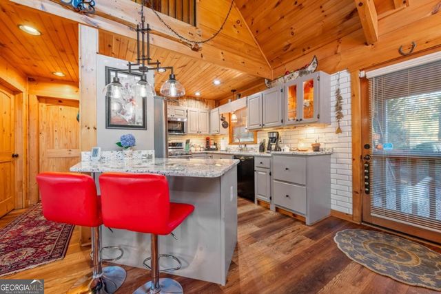 709 Laurel Creek Trail, Blue Ridge, GA 30513