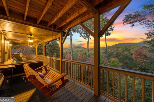 709 Laurel Creek Trail, Blue Ridge, GA 30513