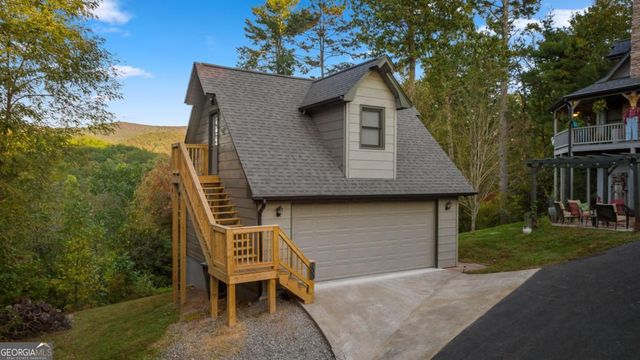 709 Laurel Creek Trail, Blue Ridge, GA 30513
