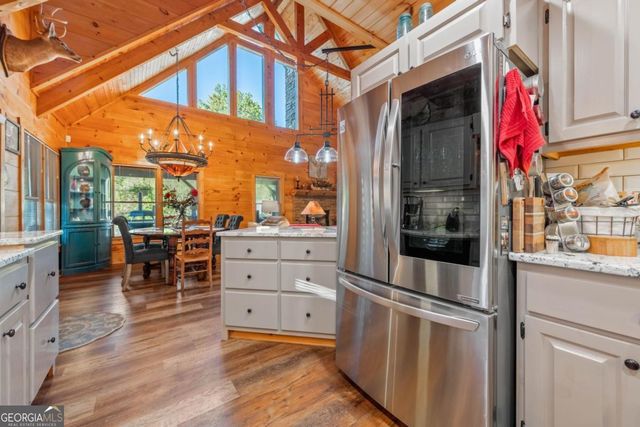 709 Laurel Creek Trail, Blue Ridge, GA 30513