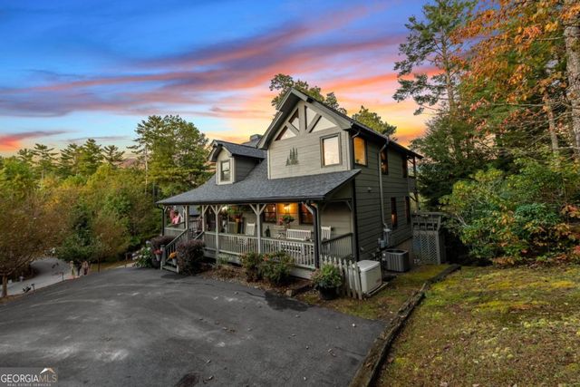 709 Laurel Creek Trail, Blue Ridge, GA 30513