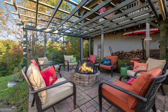 709 Laurel Creek Trail, Blue Ridge, GA 30513