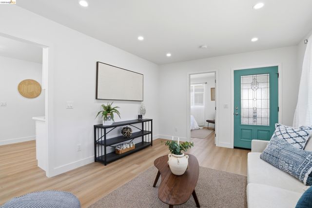 5125 Solano Ave, Richmond, CA 94805