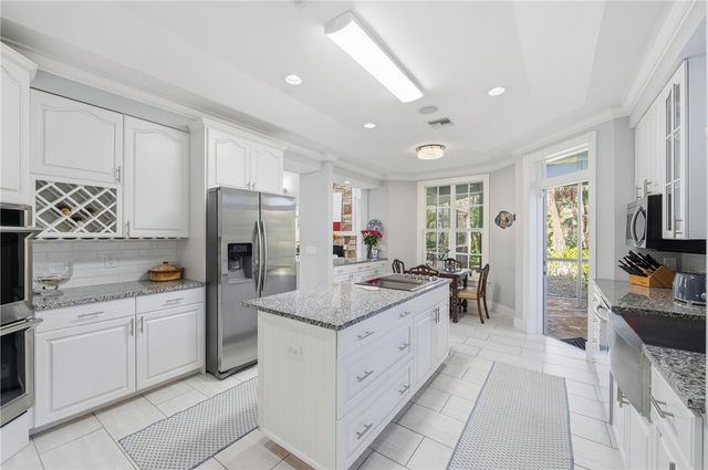 881 Robin Lane, Sebastian, FL 32958