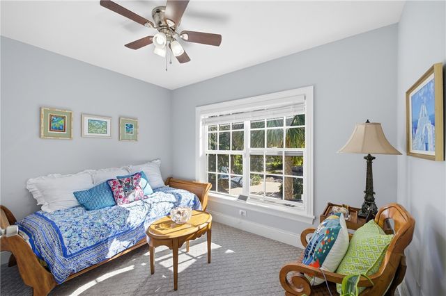 881 Robin Lane, Sebastian, FL 32958