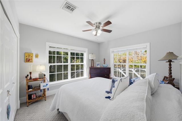 881 Robin Lane, Sebastian, FL 32958