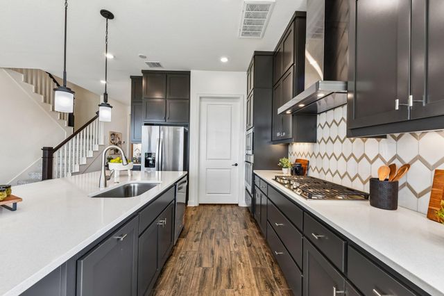 19113 Freeman CIR, Austin, TX 78738