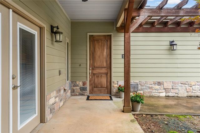 2007 S Dixieland Road B, Rogers, AR 72758
