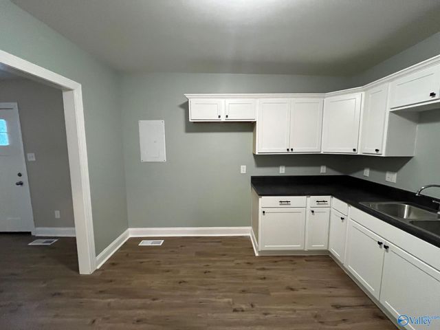 1511 Danville Road, Decatur, AL 35601