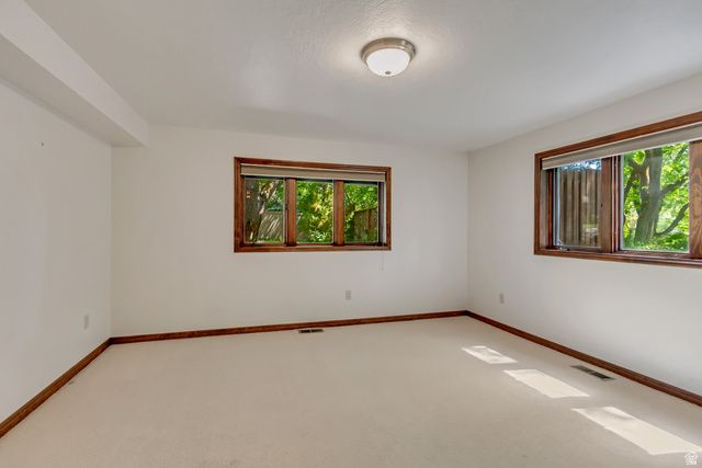 5126 AZTEC DR, Ogden, UT 84403
