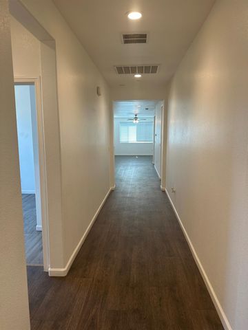 14167 Middleton Avenue, Kerman, CA 93630