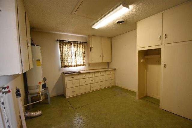 820 N University Street, Seminole, OK 74868