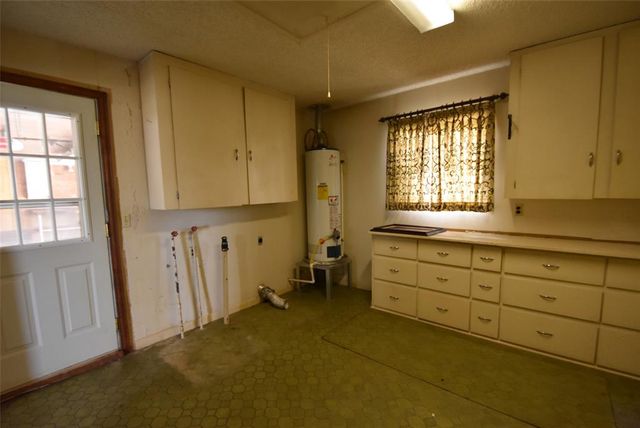 820 N University Street, Seminole, OK 74868