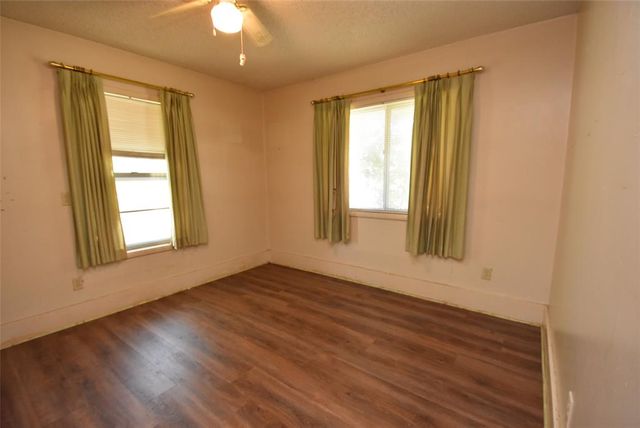 820 N University Street, Seminole, OK 74868