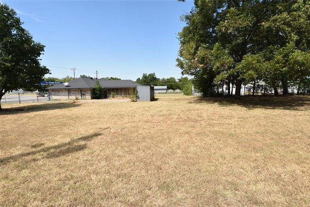 820 N University Street, Seminole, OK 74868