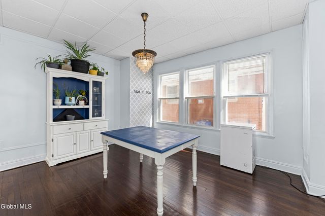 151 Woodlawn Avenue, Albany, NY 12208