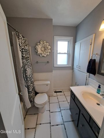 151 Woodlawn Avenue, Albany, NY 12208