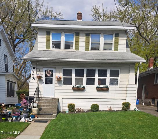 151 Woodlawn Avenue, Albany, NY 12208