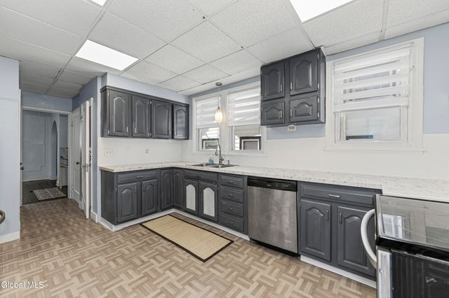 151 Woodlawn Avenue, Albany, NY 12208