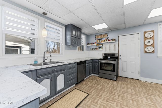 151 Woodlawn Avenue, Albany, NY 12208