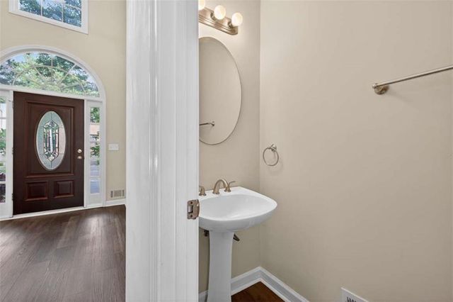 2542 ASHRIDGE Court, Lawrenceville, GA 30043