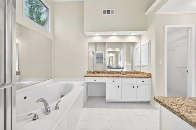 2542 ASHRIDGE Court, Lawrenceville, GA 30043