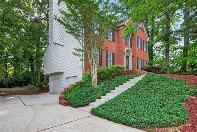 2542 ASHRIDGE Court, Lawrenceville, GA 30043