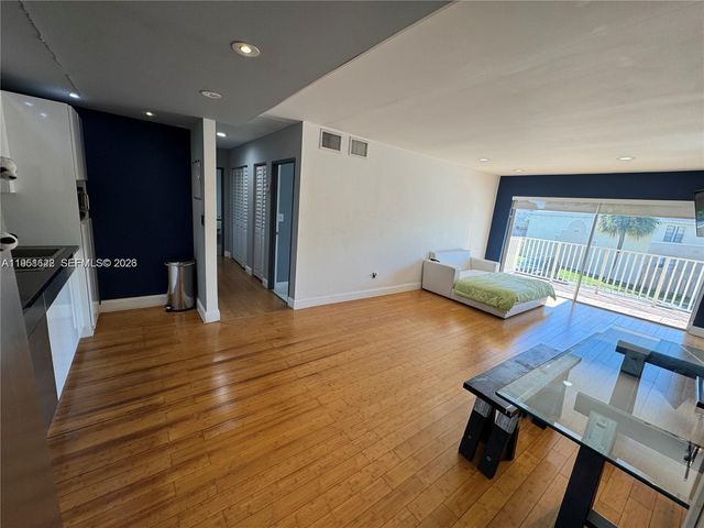 4350 NW 79th Ave 2A, Doral, FL 33166