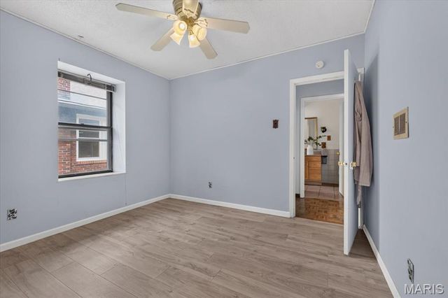 4139 Tholozan Avenue, St Louis, MO 63116